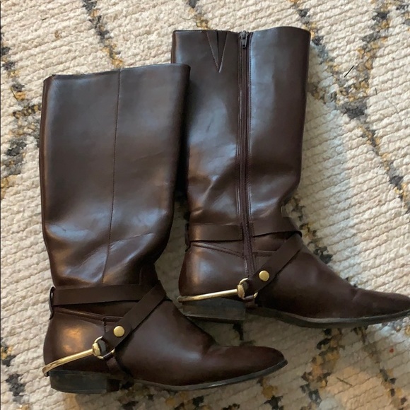 Brown boots - Picture 2 of 2